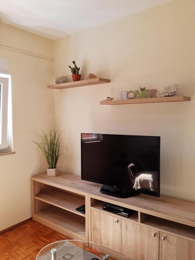 Toni Apartment Vodice Bagian luar foto