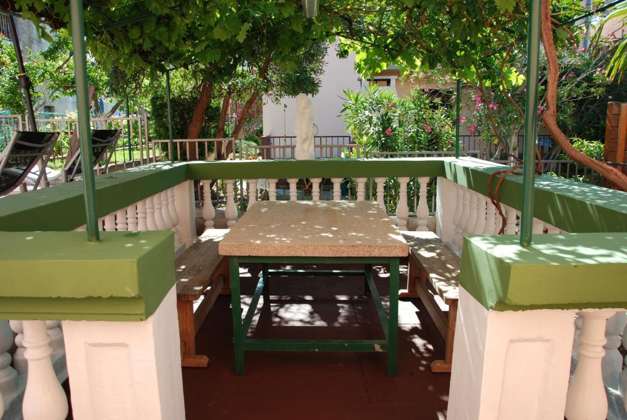 Toni Apartment Vodice Bagian luar foto