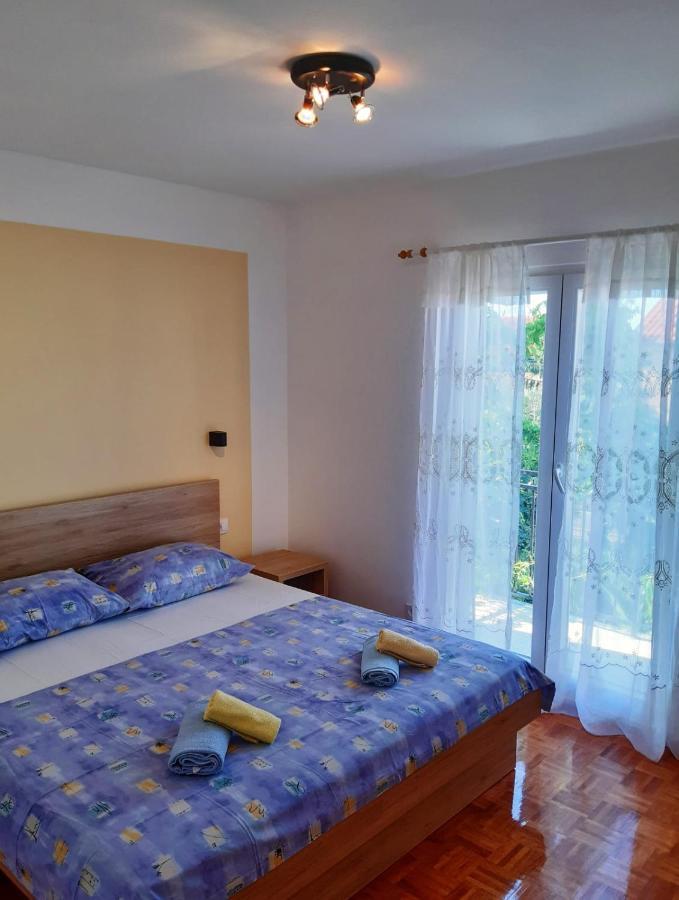 Toni Apartment Vodice Bagian luar foto