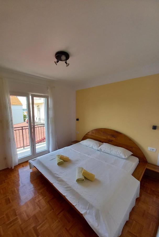 Toni Apartment Vodice Bagian luar foto